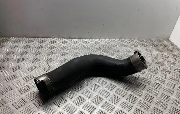 BMW 5 F10 F11 Intercooler hose/pipe 7810615