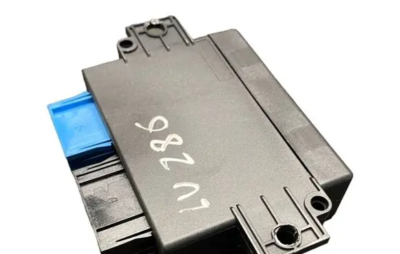 Peugeot 5008 Parking PDC control unit/module 9666663780 AAP00950