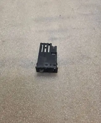 BMW 7 E38 Seat heating switch 61318352259 03055000 459500