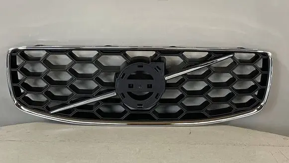 Volvo XC70 Front bumper upper radiator grill 31353616