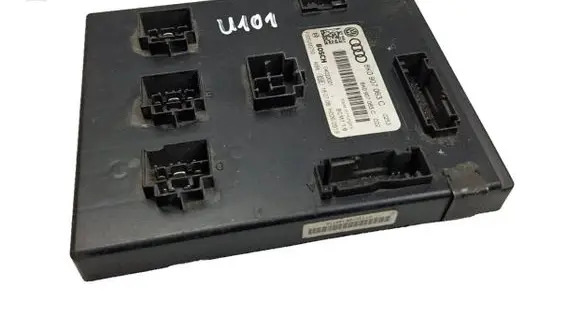Audi A4 S4 B8 8K Comfort/convenience module 8K0907063C