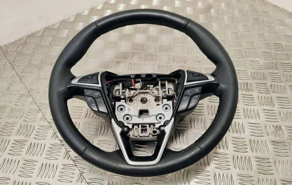 Ford Mondeo MK V Steering wheel DS733600RP3ZHE 308167100D52AE 0000900923