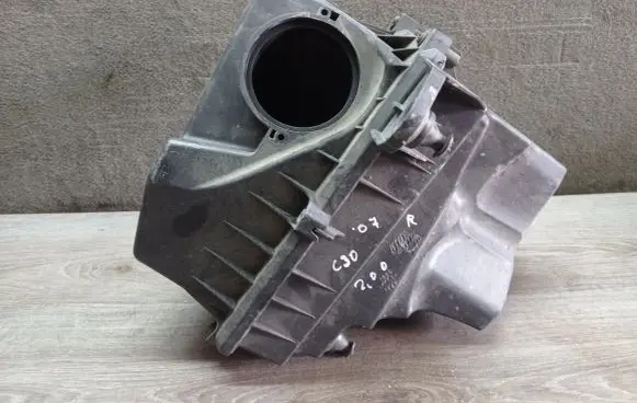 Volvo C30 Air filter box