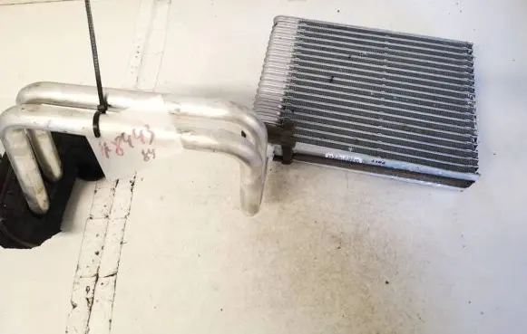 Ford Focus Heater blower radiator vpamfh18476aa