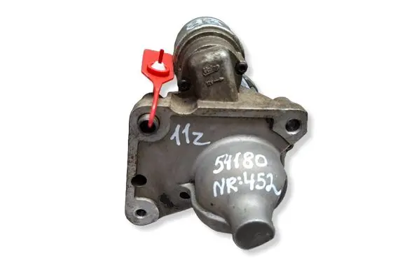 Peugeot 308 Starter motor S26301452 9662854180