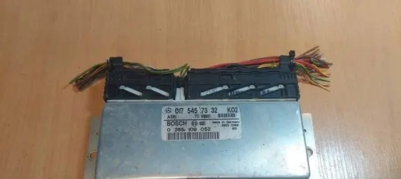 Mercedes-Benz E W210 ABS control unit/module 0265109052 0175457332