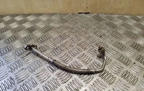 Audi A6 S6 C4 4A Turbo turbocharger oiling pipe/hose