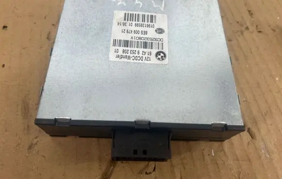 BMW X1 E84 Voltage converter/converter module 9253208 8ES00947921 0196139599
