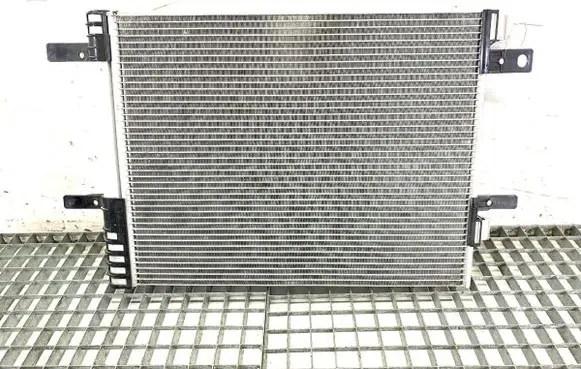 Opel Grandland X Coolant radiator 9817275680