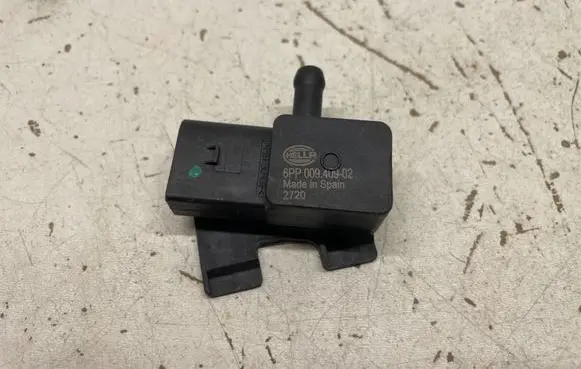 BMW 5 F10 F11 Air pressure sensor 6PP00940902 2720