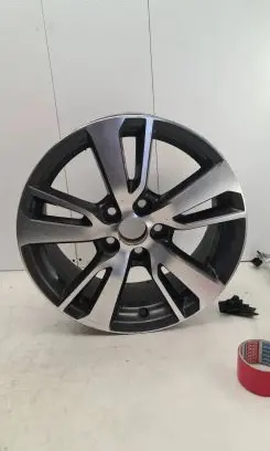 R17 alloy rim