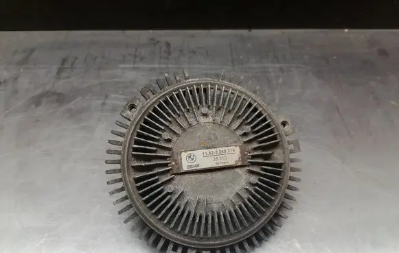 BMW 5 E39 Viscous fan clutch 2249216 11522249216