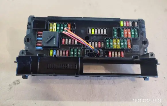BMW 5 GT F07 Fuse module 9234421