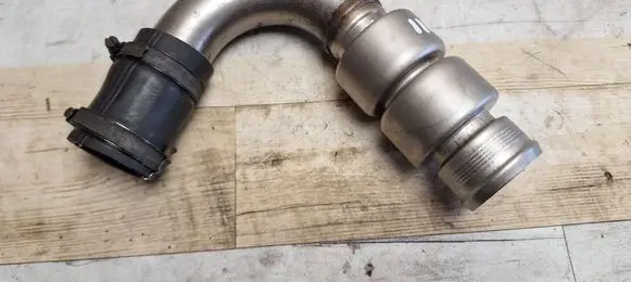 Volvo C30 Turbo air intake inlet pipe/hose 