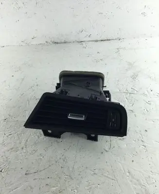 BMW 5 F10 F11 Dashboard side air vent grill/cover trim 9166884 9166890