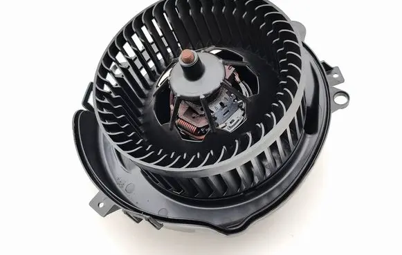Heater fan/blower