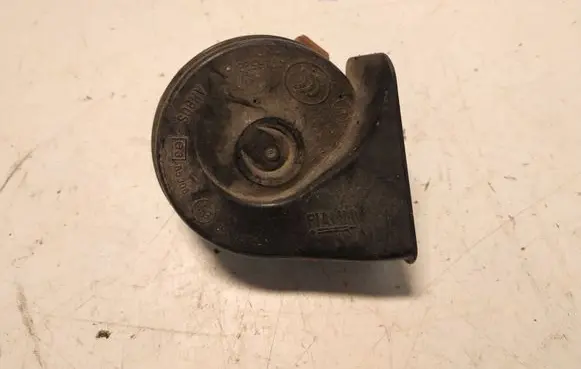 Volvo V70 Horn signal 55306