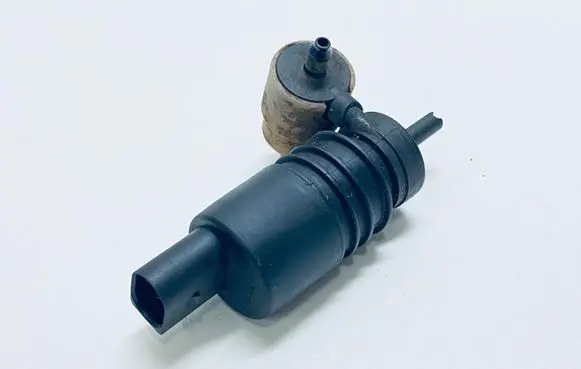 Skoda Superb B6 (3T) Windscreen/windshield washer pump 1K6955651