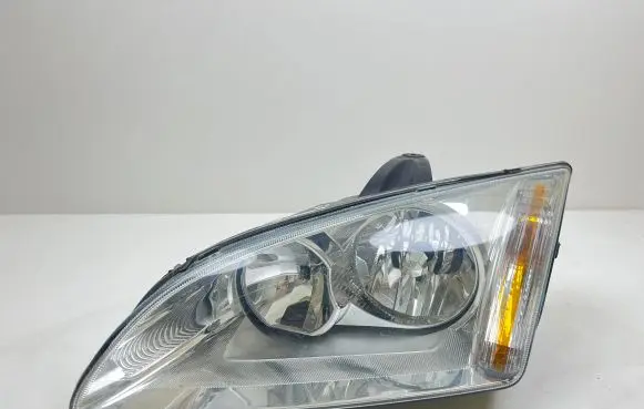 Ford Focus Headlight/headlamp 4M5113W030AD