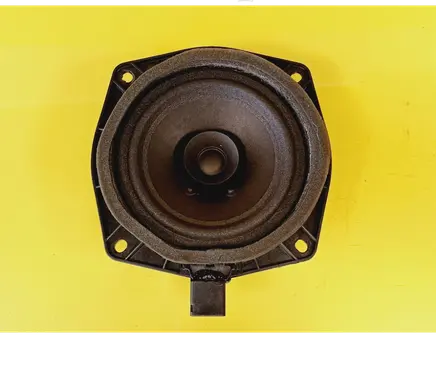 Mitsubishi Colt Front door speaker MN141417 EAS13P17A6