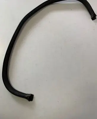 BMW 3 E46 Engine compartment rubber 8215915