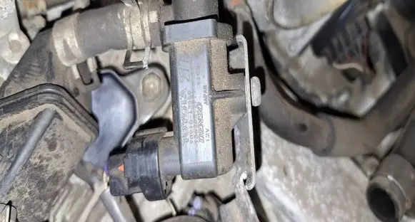 Lexus GS 300 350 430 450H Turbo solenoid valve 9091012259 1369802971