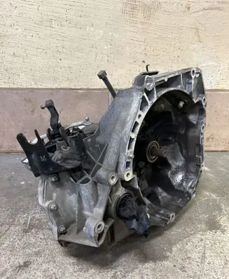Nissan Note (E12) Manual 5 speed gearbox JH3323 037395 23h3