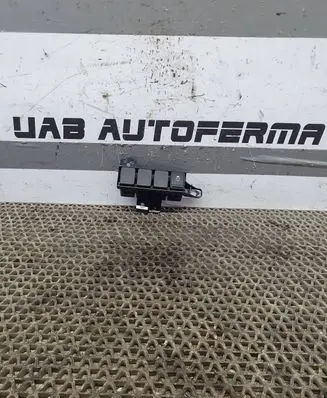Traction control (ASR) switch