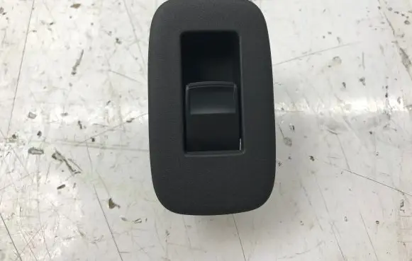 Toyota Auris 150 Electric window control switch 8465602060B0 848100D030