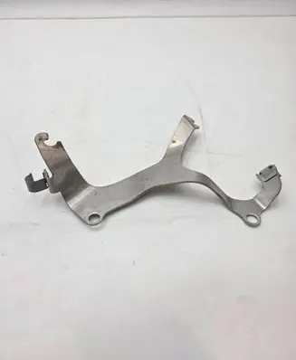 BMW 2 G42 Muffler mount bracket/holder 8659800