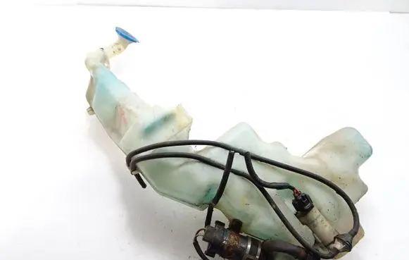 Honda CR-V Windshield washer fluid reservoir/tank E4010423 HLC22027