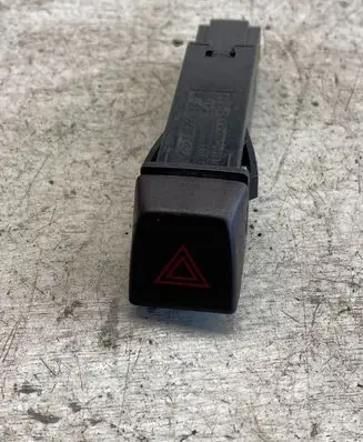 Volvo V50 Hazard light switch 30739296
