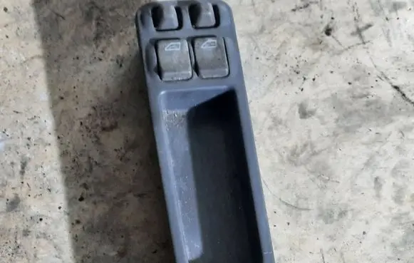 Volvo S40, V40 Electric window control switch 30815237