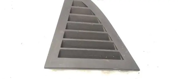 Lancia Beta Parcel shelf grill 