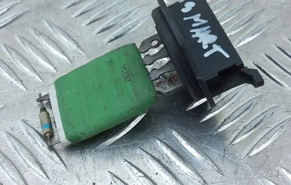 Smart ForFour I Heater blower motor/fan resistor 2R15K
