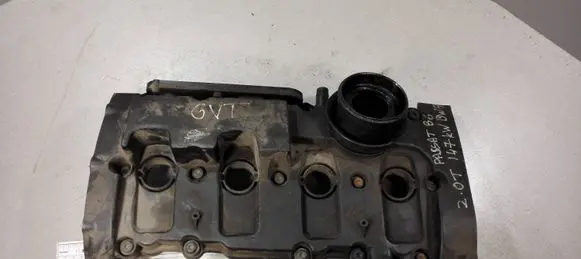 Volkswagen PASSAT B6 Rocker cam cover 06F103469F
