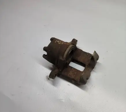 Mitsubishi Pajero Rear brake caliper