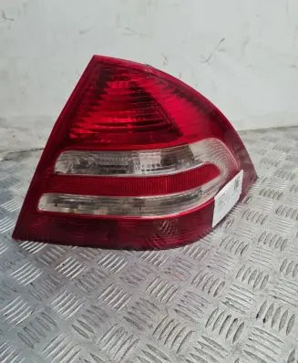 Mercedes-Benz C W203 Rear/tail lights
