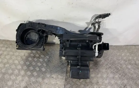 Jeep Grand Cherokee Interior heater climate box assembly housing 