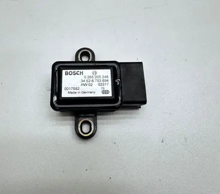 BMW 5 E39 ESP acceleration yaw rate sensor 34526753694 0017592 0265005248
