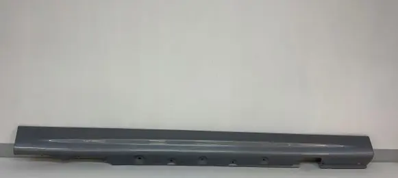 BMW 3 E46 Sill 8209756