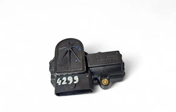 Alfa Romeo 145 - 146 Throttle valve position sensor 0132008650