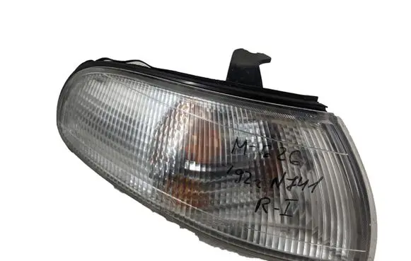 Mazda 626 Front indicator light 21061612 P2W12W21W