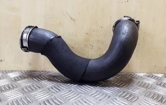 Citroen C4 I Picasso Intercooler hose/pipe 9681723780