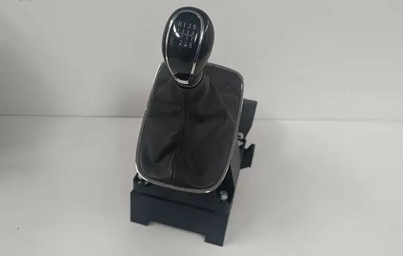 Opel Insignia A Gear shifter/selector 13261545