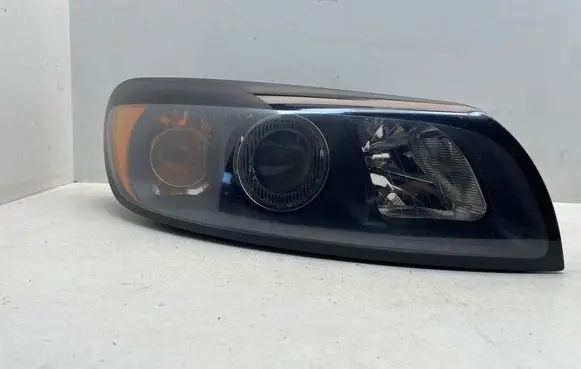 Volvo C30 Headlight/headlamp 31214538 0301232202 LE05A6138