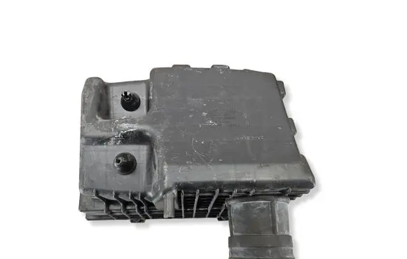 Nissan NV400 Air filter box 8200751534 8200824914 70345275