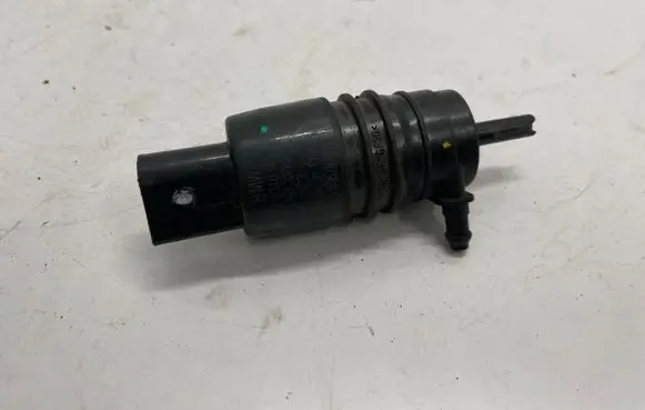 BMW 1 F20 F21 Windscreen/windshield washer pump 7310147