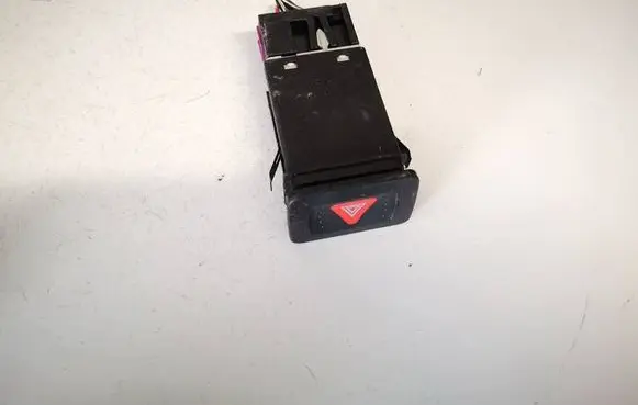 Volkswagen Bora Hazard light switch 1j0953235a