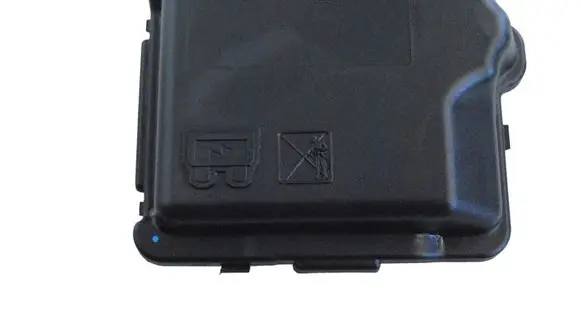 Mercedes-Benz E W213 Fuse box cover 9671924480